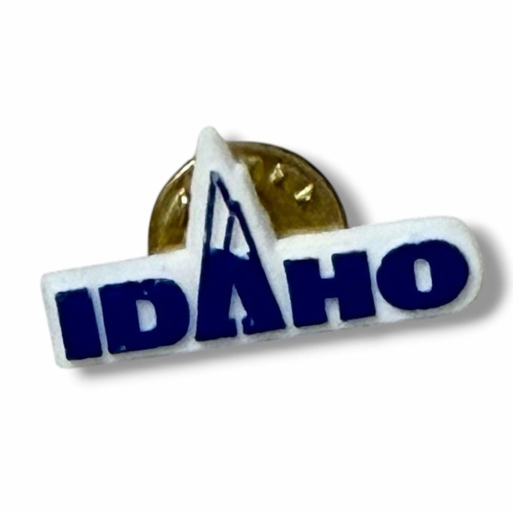 Idaho State White Blue Plastic Souvenir Vintage Lapel Pin J33